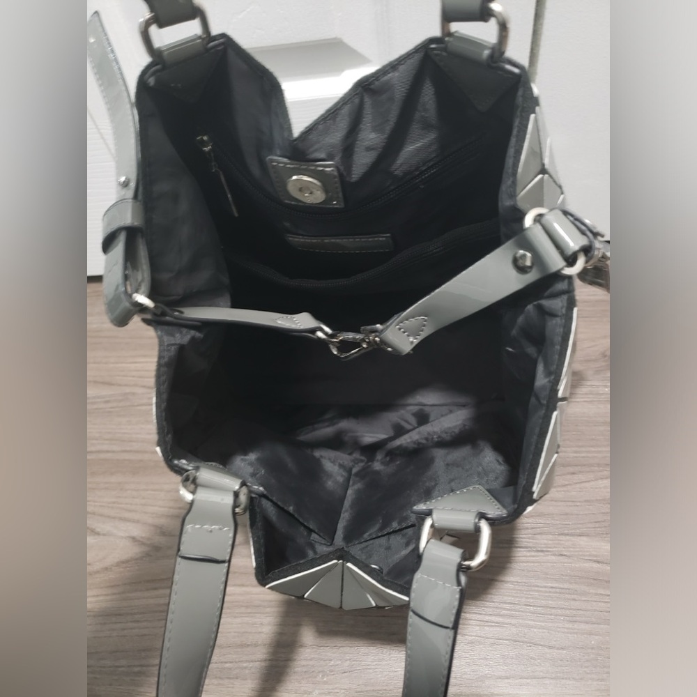 Metallic Geometry Bag - Picture 10 of 16
